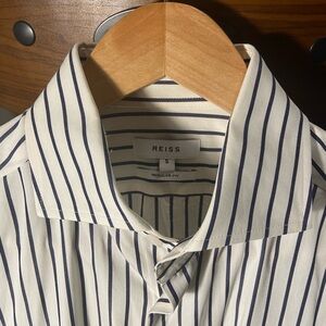 Reiss Men's Navy and White Striped Button Down Shirt